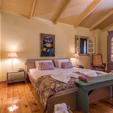 Agios Dimitrios  Sarakino House Of Literatureヴィラ エクステリア 写真