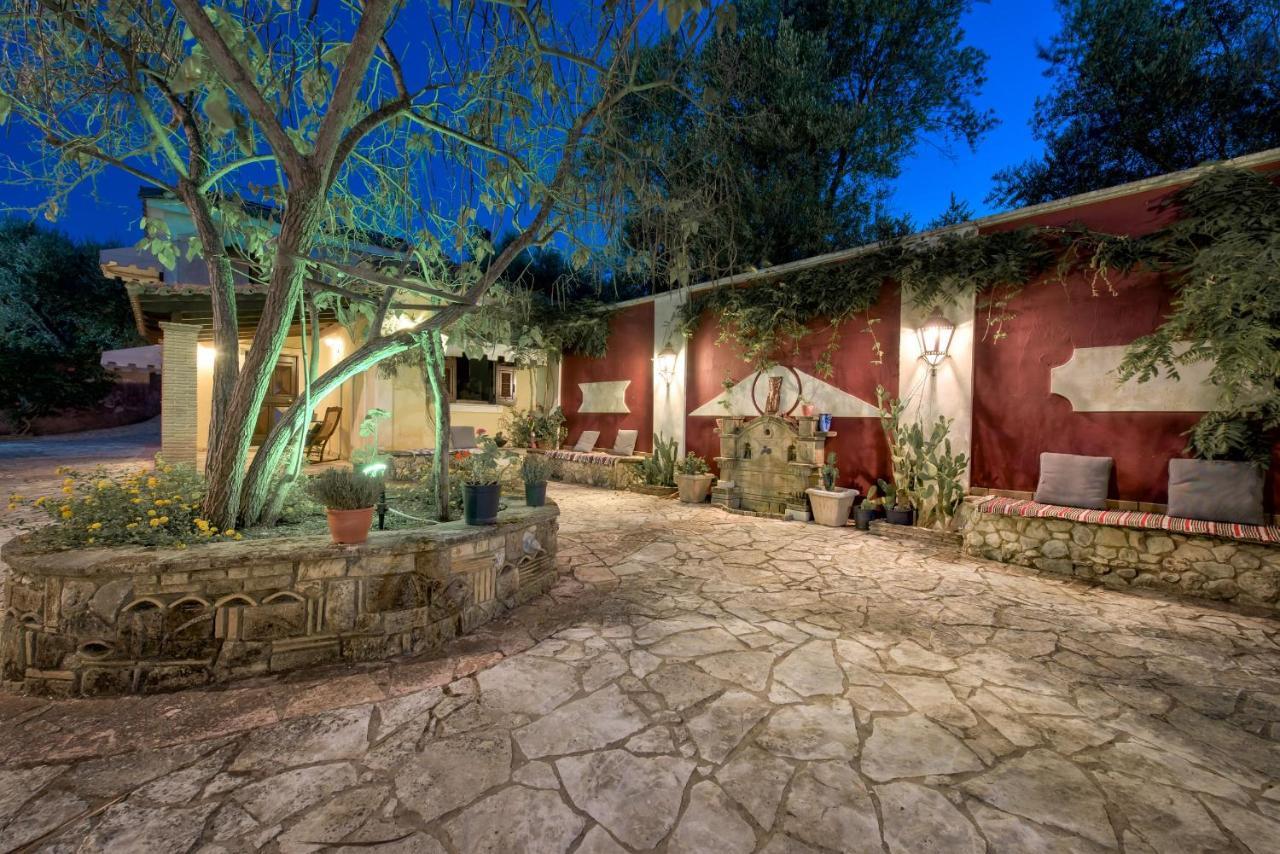 Agios Dimitrios  Sarakino House Of Literatureヴィラ エクステリア 写真
